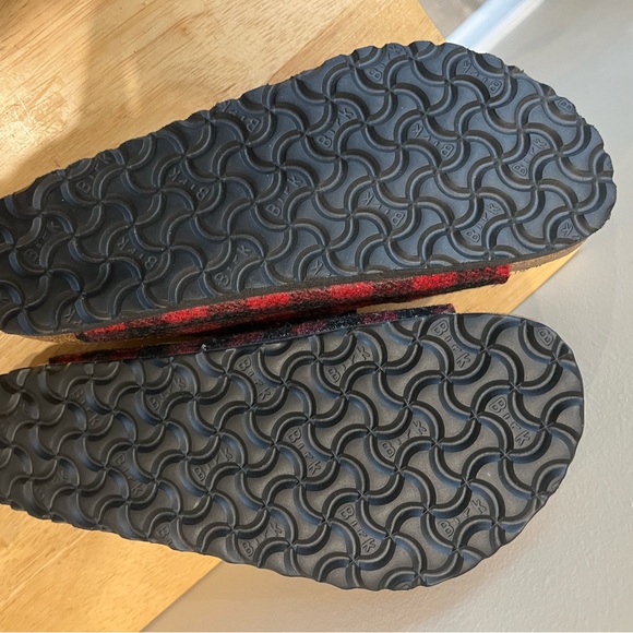 Birkenstock Red and Black Sandals - Picture 6 of 8